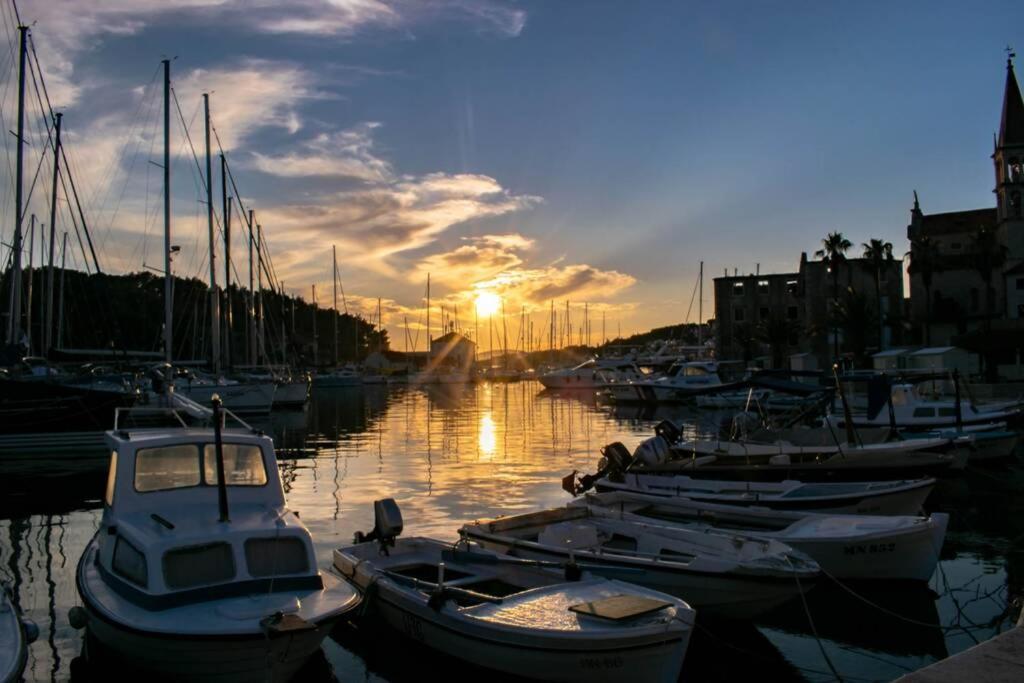 Isolated Paradise Adio Mare Milna  Exterior photo