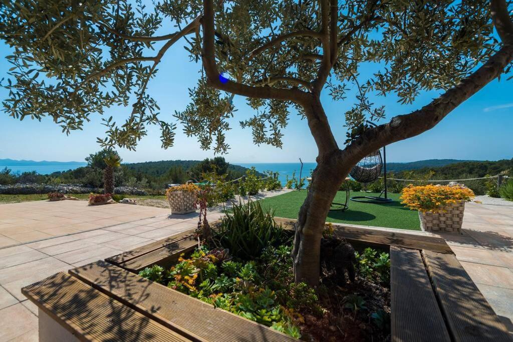 Isolated Paradise Adio Mare Milna  Exterior photo